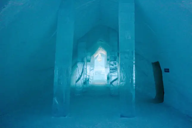 ice hotel kiruna sweden