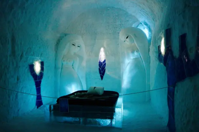 ice hotel kiruna sweden