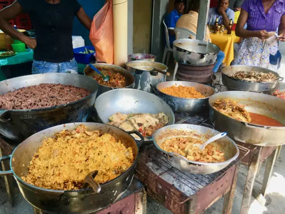 bazurto market 4 days in cartagena colombia