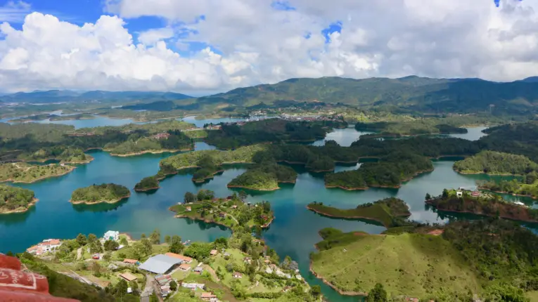 guatape medellin tour