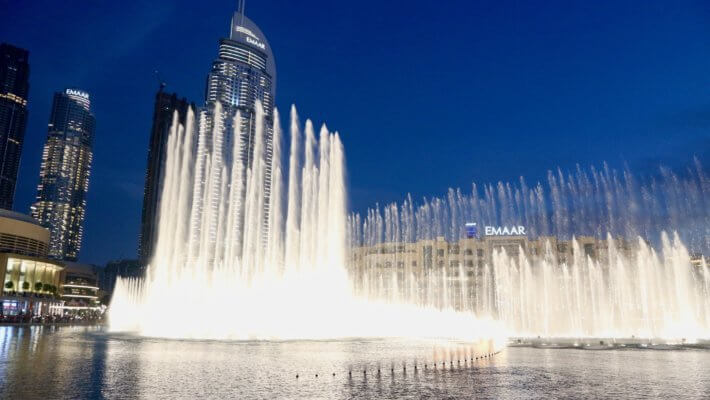 fountain show dubai