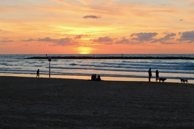 tel aviv beaches