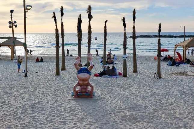 tel aviv israel beach